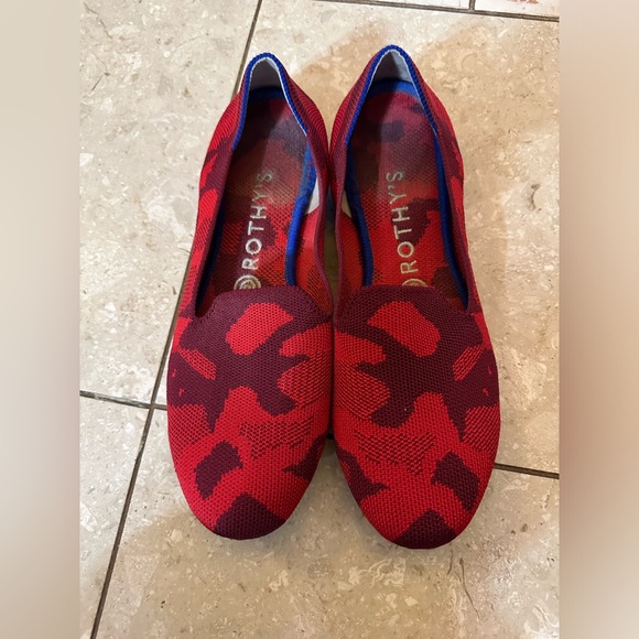 Rothy's The Flat Retired Red Camo Taupe Bottom Round Toe Ballet Flats Size 8 - Picture 2 of 6